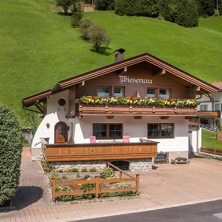 بيت للعطل Wiesenau, *